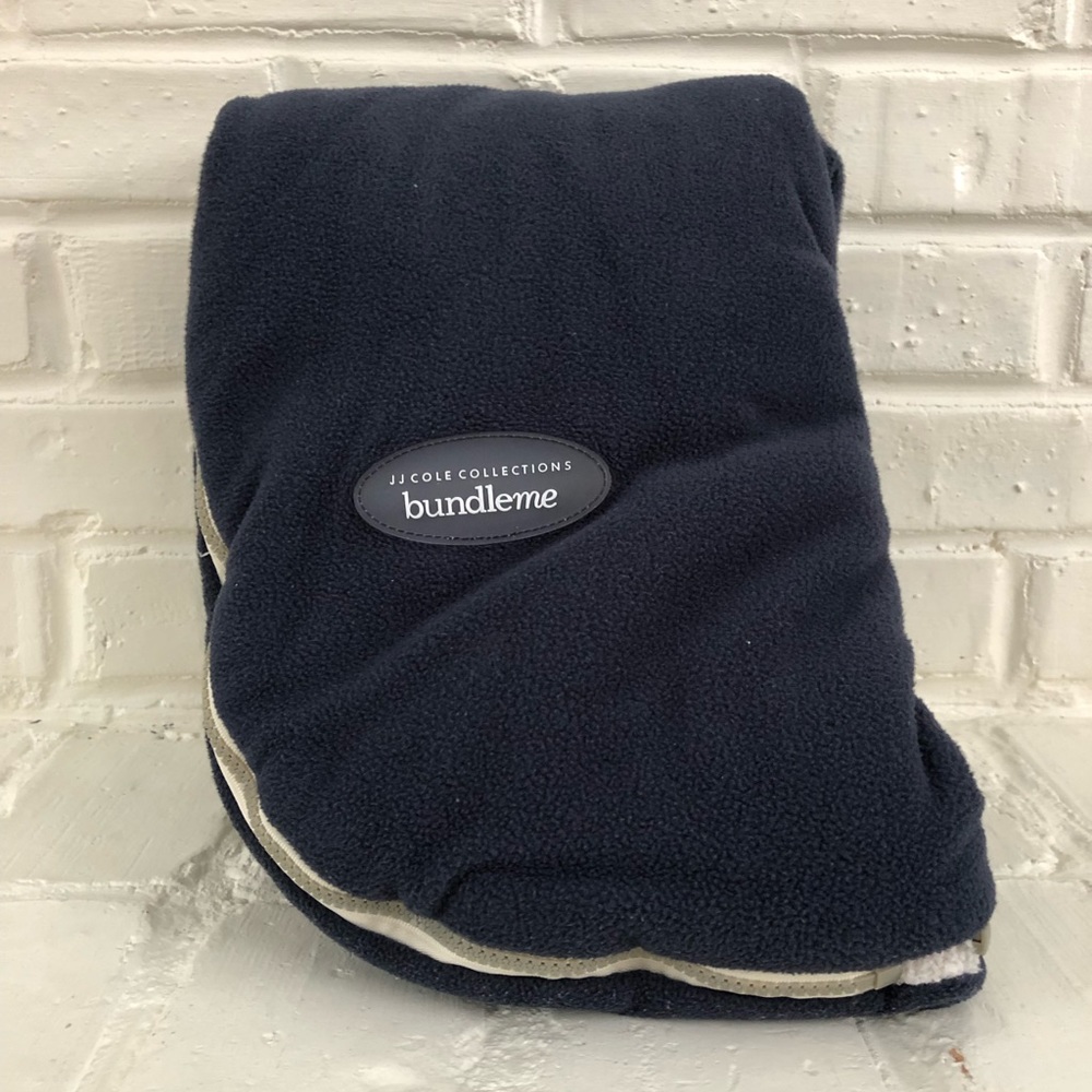 JJ Cole Collections Navy Blue “Bundle Me” Car Seat Cover/Insert